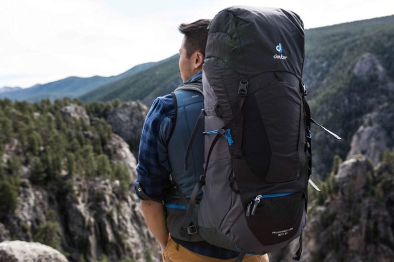 Titelseite 26 Titelseite -Fernwegs Geschäft Deuter 330318 7403 Aircontact Lite 50 10 hatizsak eletkep 1